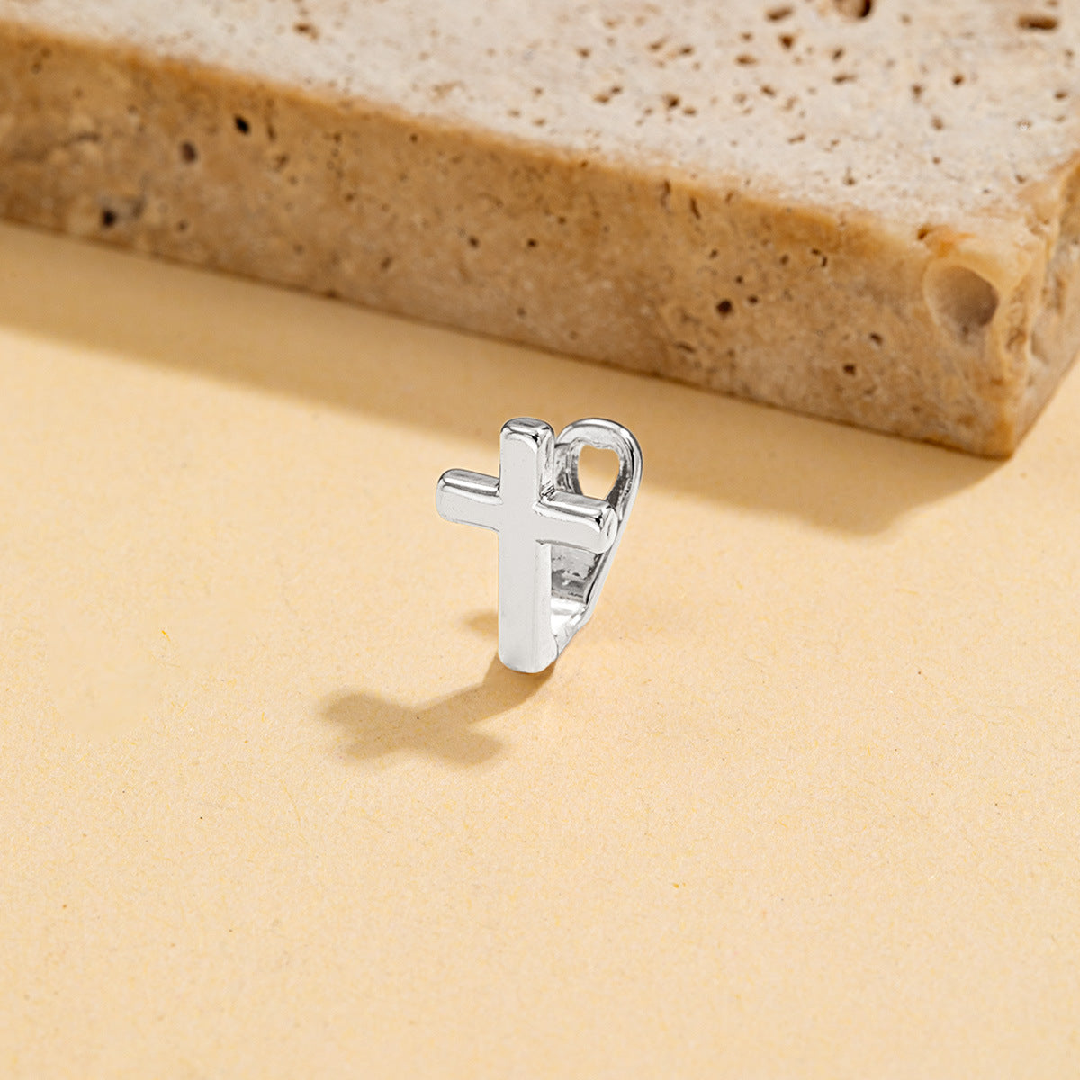 Stylish Hollowed-out Diamond-studded Braces